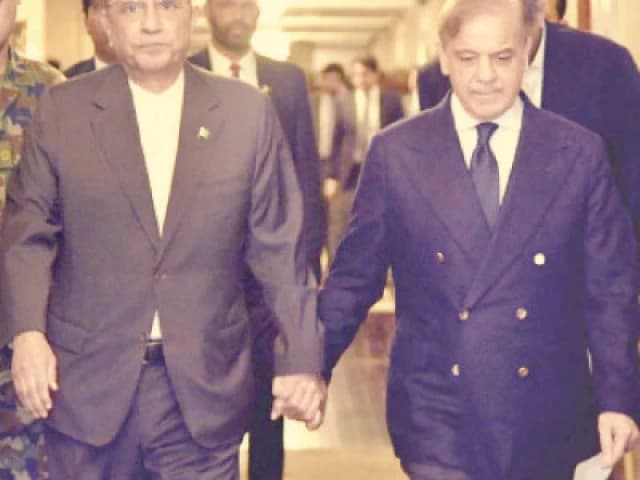 Ruling duo meet to chill tempers | The Express Tribune