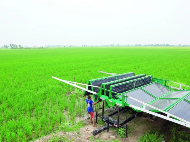 Solar-powered farming increases yield | The Express Tribune