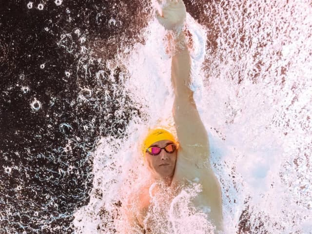 McEvoy calls on World Aquatics to make 25m sprint an official event | The Express Tribune