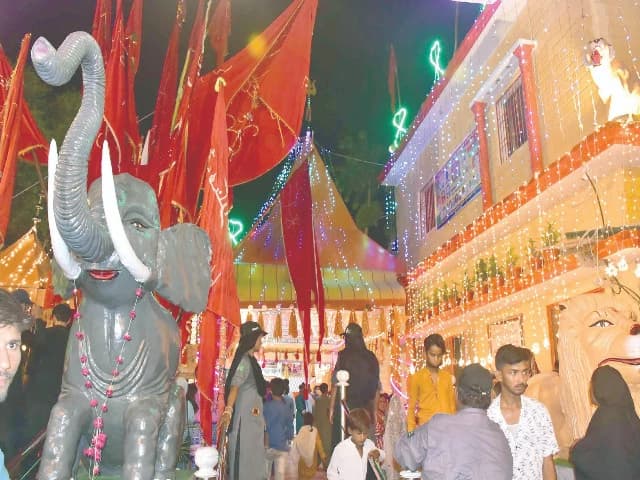 'All Pakistanis are united under national flag' | The Express Tribune