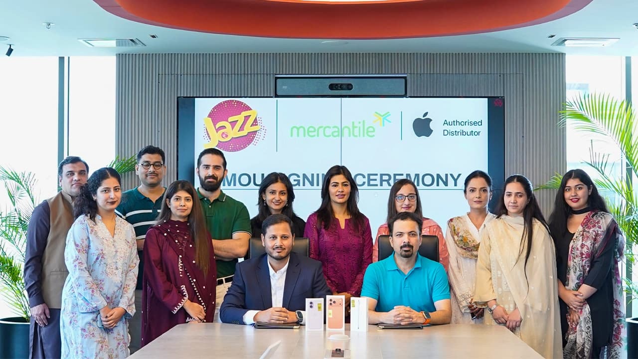 Jazz Officially Unveils iPhone 17 Series in Pakistan with Exclusive Bundles and Warranties